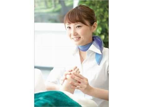 クイーンズウェイ 池袋西口地下街 東京都豊島区 スタッフ募集 リフレクソロジスト